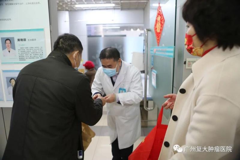 ny08_917345.jpg a33 (800x533).jpg